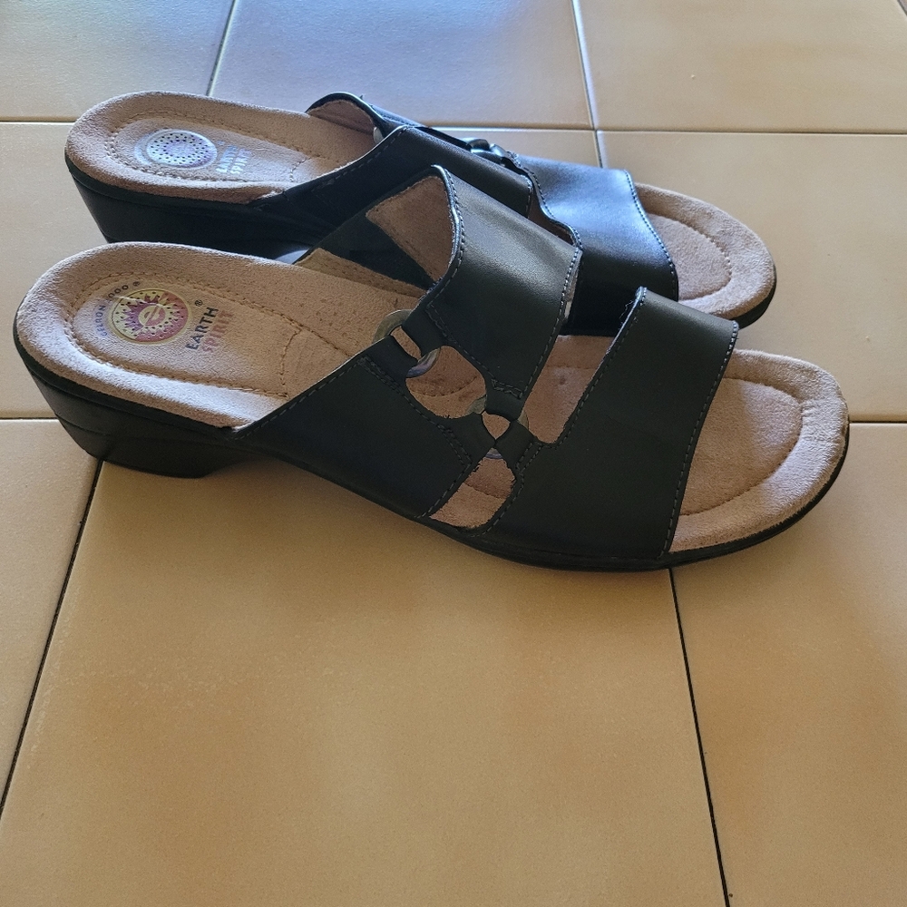 Size 11 Earth Spirit Black Womens Sandals